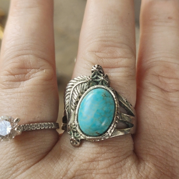 Old Pawn Silver & Turquoise Native American Navajo Ring SZ 8 - Picture 1 of 1